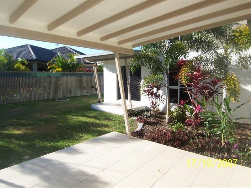 2 Moreton Ash Drive, Douglas QLD 4814
