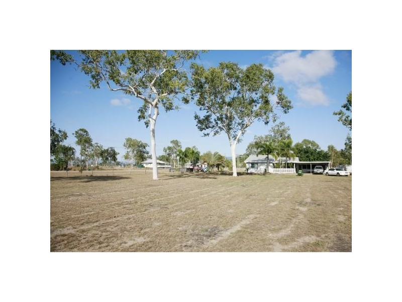 13 Aurora Drive, Black River QLD 4818