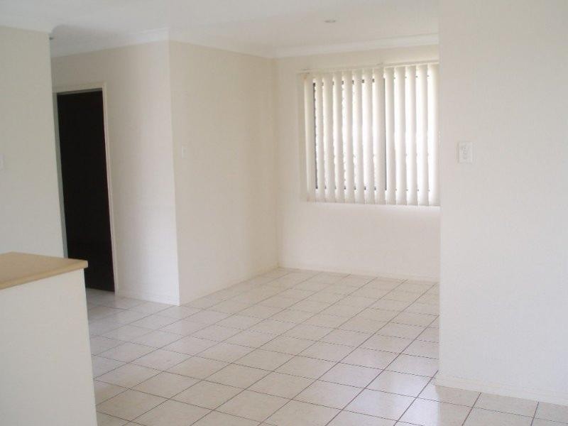 63 Estuary Parade, Douglas QLD 4814