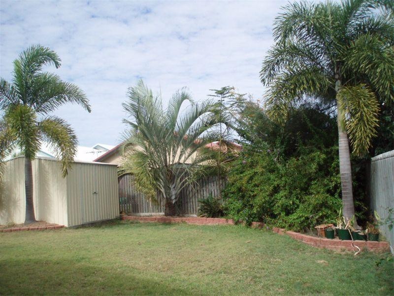 63 Estuary Parade, Douglas QLD 4814