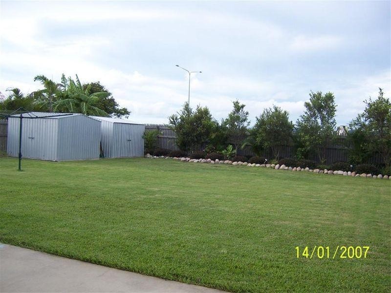 21 Saxby Street, Mount Louisa QLD 4814