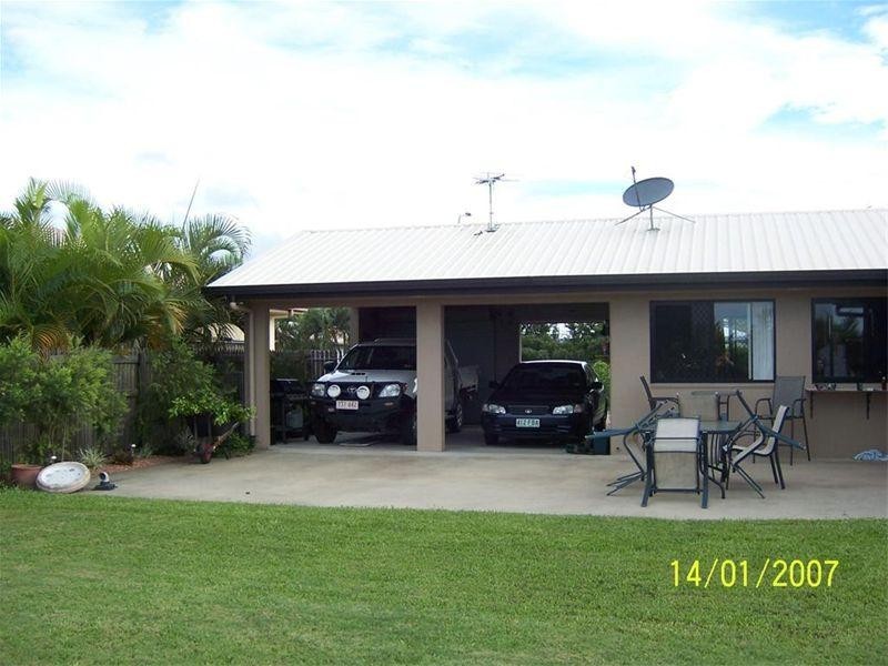 21 Saxby Street, Mount Louisa QLD 4814