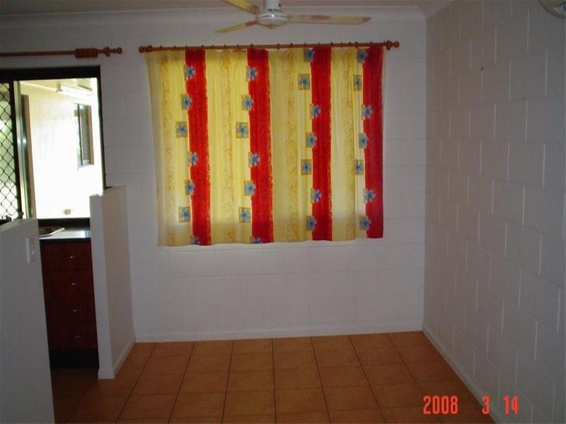 21 Saxby Street, Mount Louisa QLD 4814