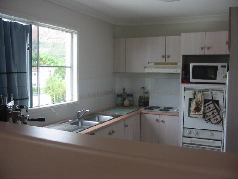 6/112 Eyre Street, North Ward QLD 4810