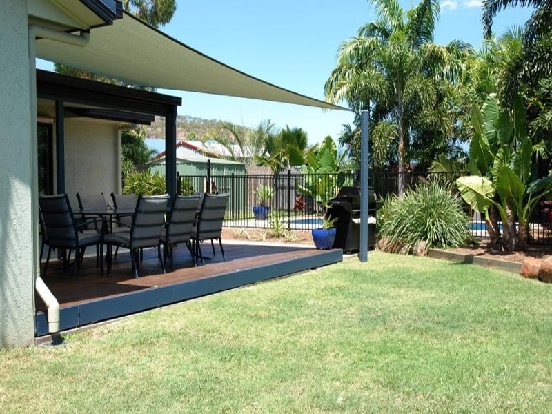 10 Buller Close, Mount Louisa QLD 4814