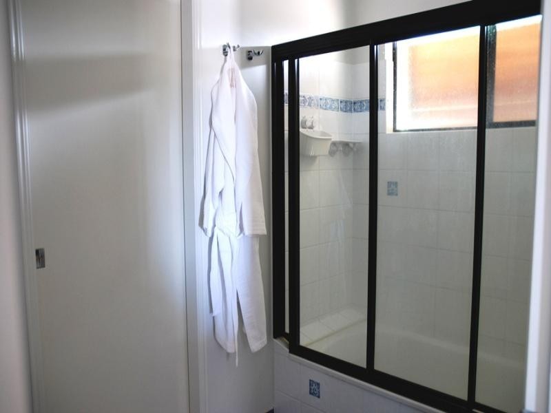 10 Buller Close, Mount Louisa QLD 4814