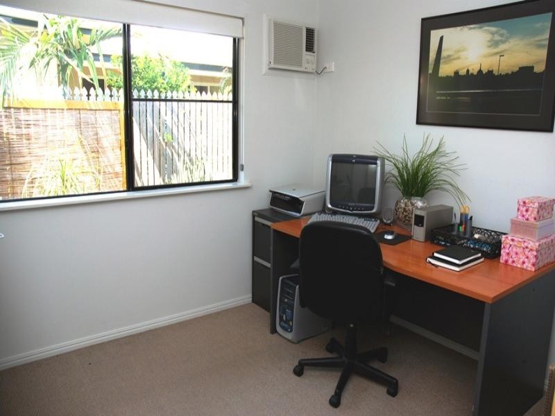 10 Buller Close, Mount Louisa QLD 4814