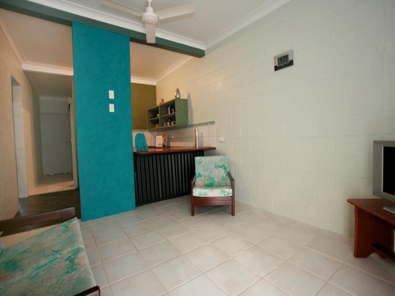 1/398 Walker Street, Townsville QLD 4810