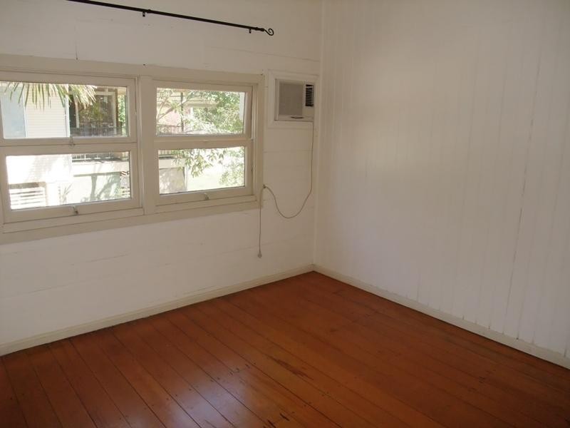 55 Sherriff Street, Hermit Park QLD 4812