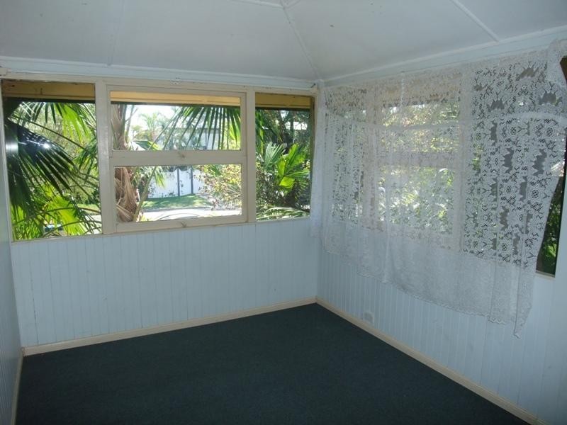 55 Sherriff Street, Hermit Park QLD 4812