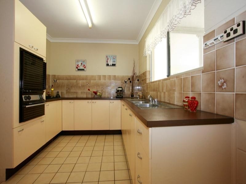 17 Miles Avenue, Kelso QLD 4815