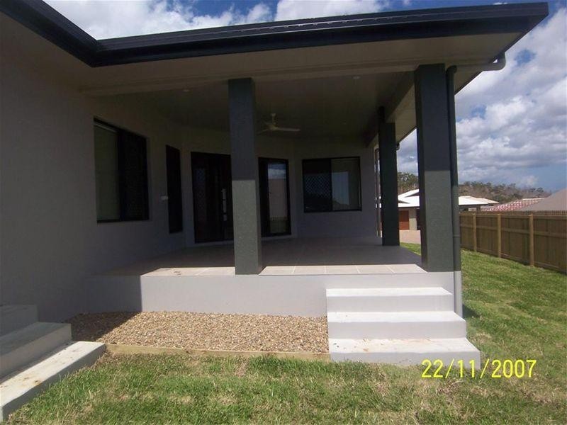 5 Phantom Place, Mount Louisa QLD 4814