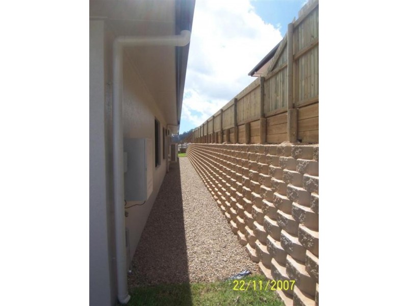 5 Phantom Place, Mount Louisa QLD 4814