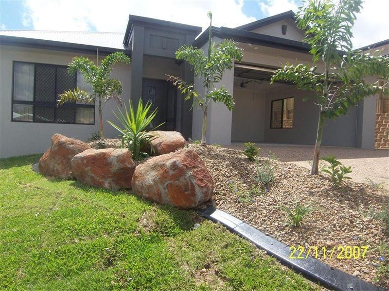 5 Phantom Place, Mount Louisa QLD 4814