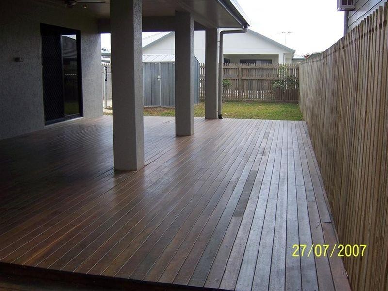 19 Sheerwater Parade, Douglas QLD 4814