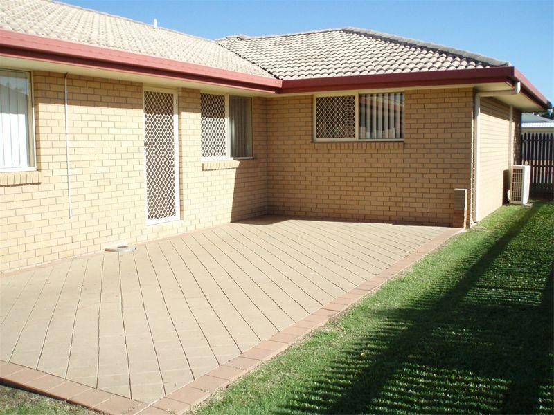 83 Overton Circuit, Kirwan QLD 4817