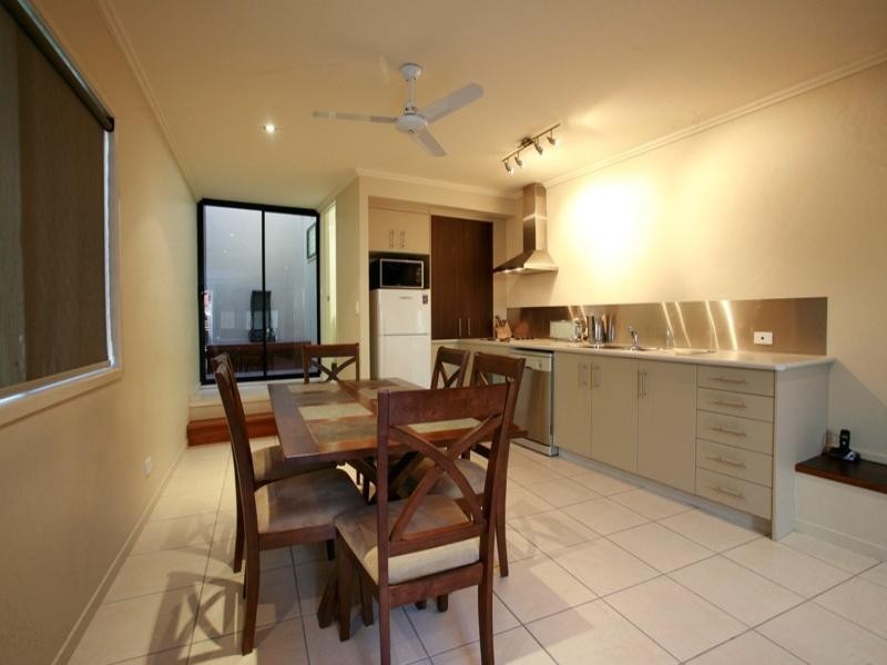 16/23 Echlin Street, Townsville QLD 4810