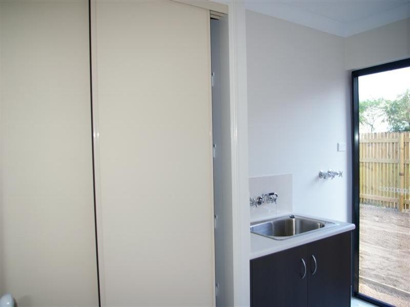 2 Lilly Way Parklands, Mount Louisa QLD 4814