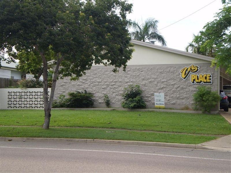 4/52 Bayswater Road, Hyde Park QLD 4812