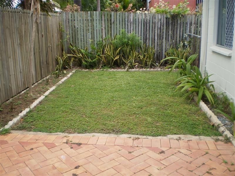 4/52 Bayswater Road, Hyde Park QLD 4812