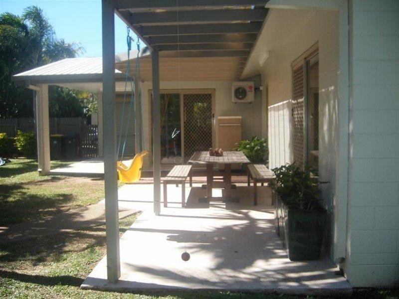 23 Leila Avenue, Rasmussen QLD 4815