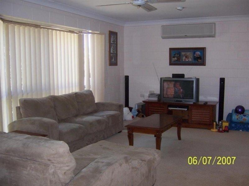 23 Leila Avenue, Rasmussen QLD 4815