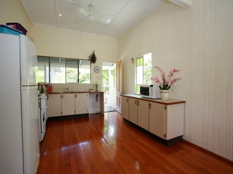 58 Park Street, Pimlico QLD 4812