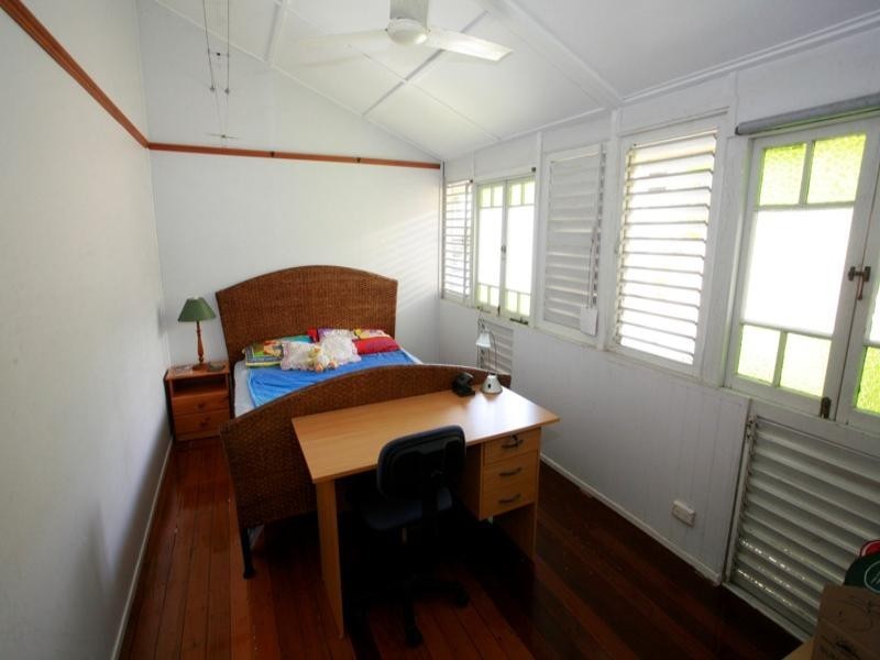 58 Park Street, Pimlico QLD 4812