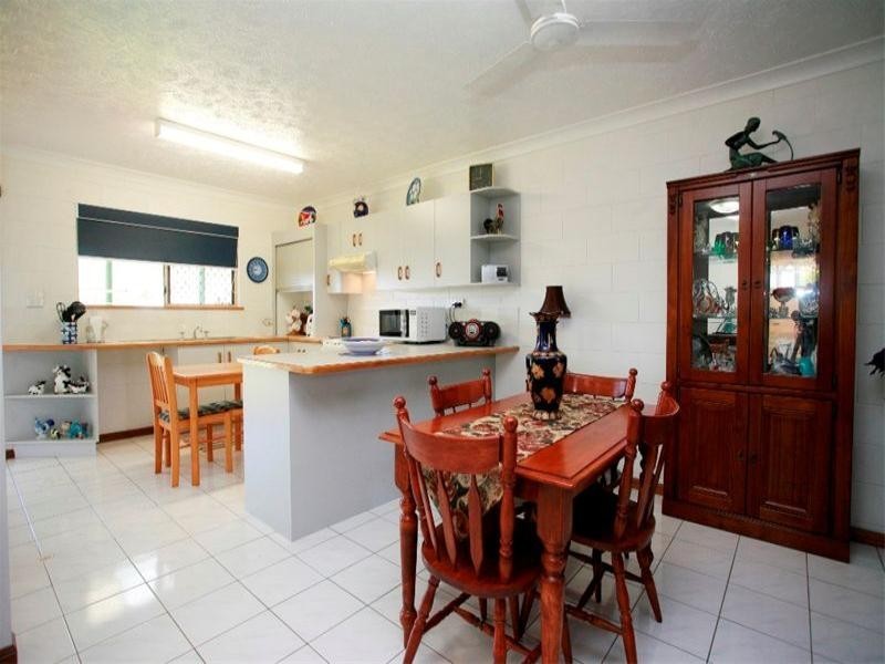 1/32 Doncaster Way, Mount Louisa QLD 4814