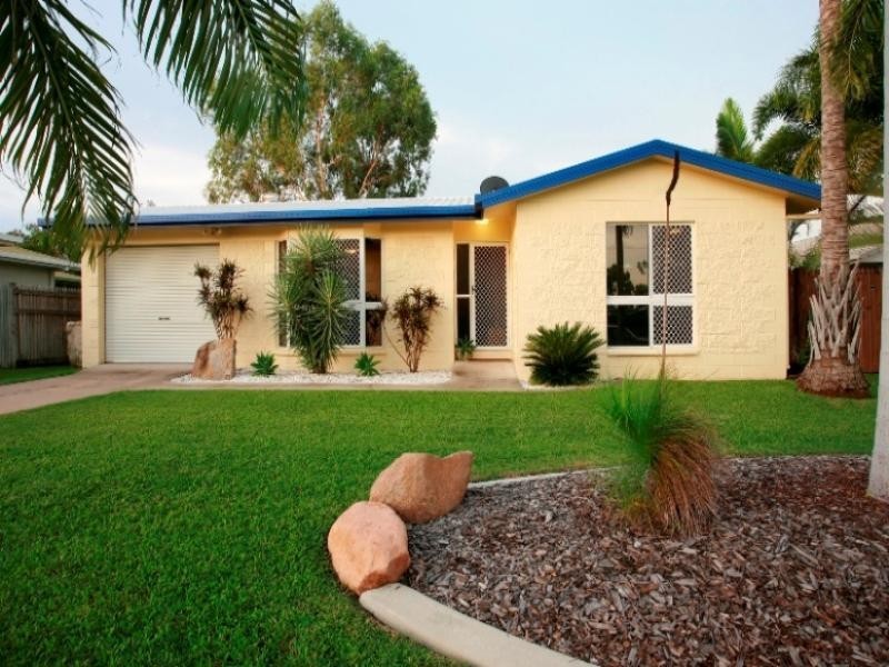 12 Redwood Avenue, Kirwan QLD 4817