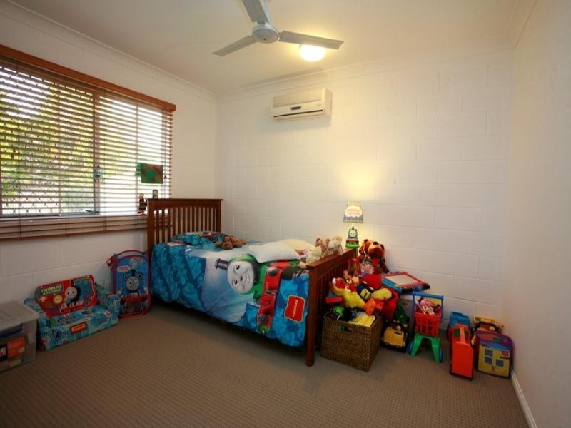 12 Redwood Avenue, Kirwan QLD 4817