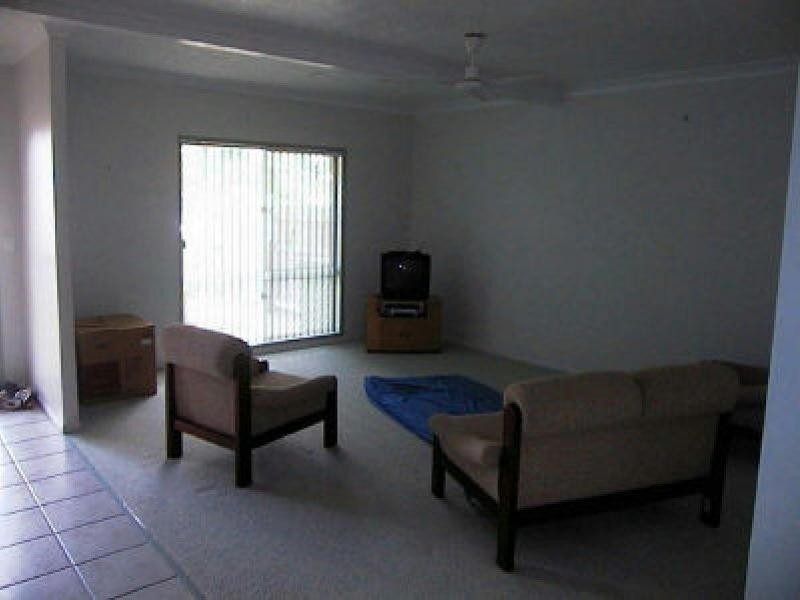 2/5 Mulligan Street, Mundingburra QLD 4812