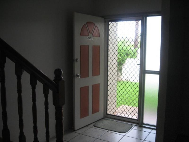 2/5 Mulligan Street, Mundingburra QLD 4812