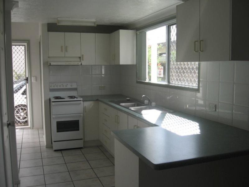 2/5 Mulligan Street, Mundingburra QLD 4812