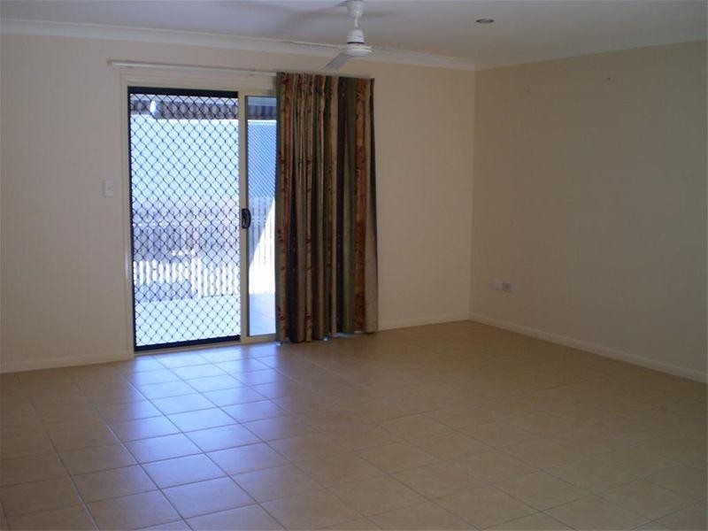 14 Lockyer Place, Mount Louisa QLD 4814