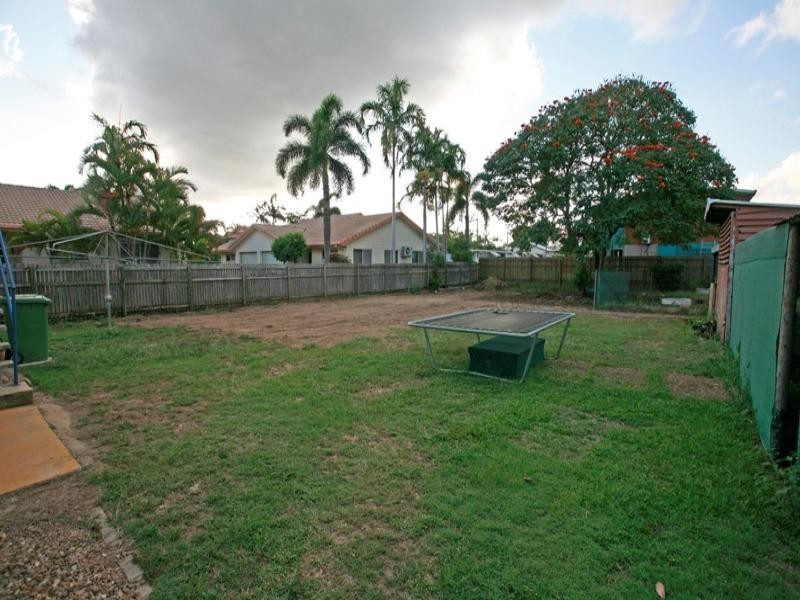 59 Lindsay Street, Rosslea QLD 4812