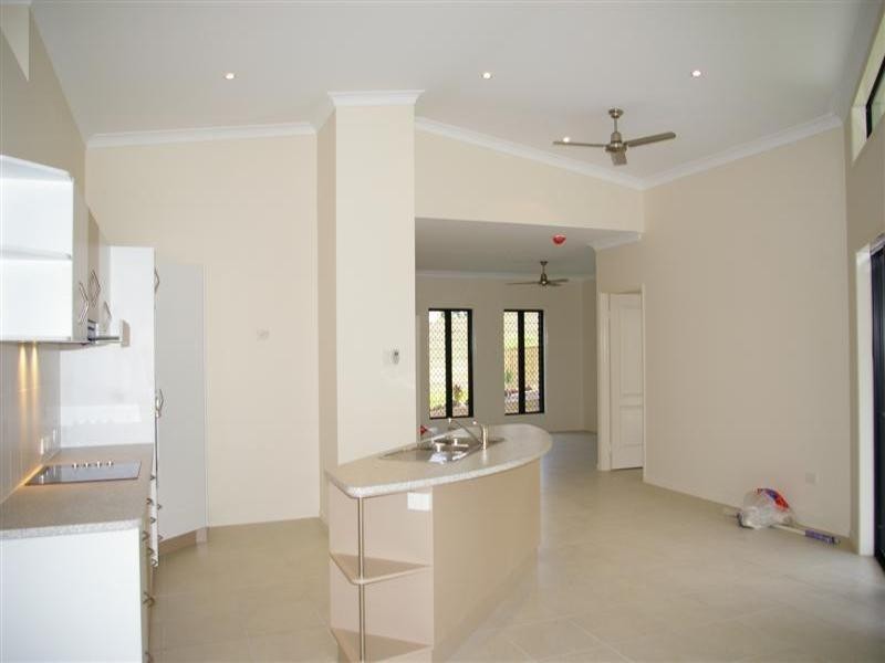 6 Wirega Close, Douglas QLD 4814