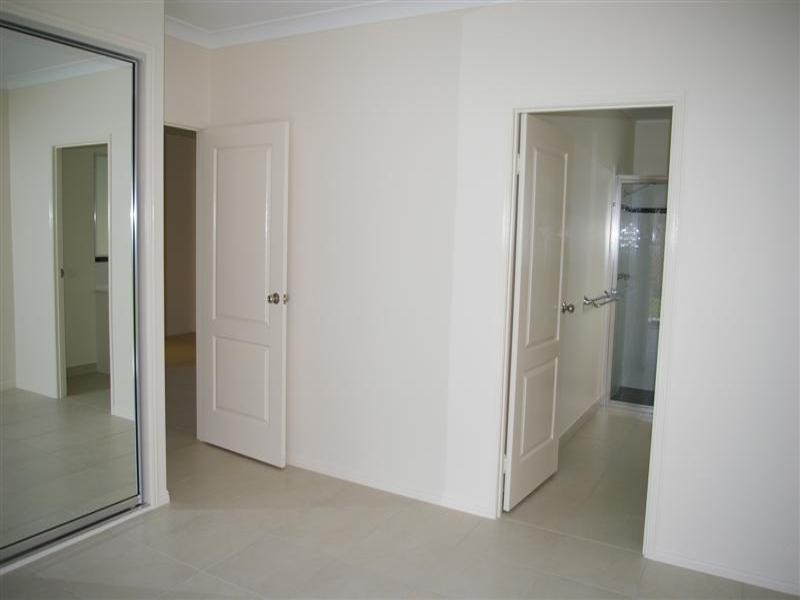 6 Wirega Close, Douglas QLD 4814