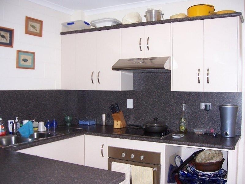 4/7 Warburton Street, North Ward QLD 4810