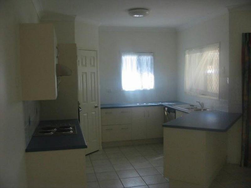 13 Brinkley Court, Mount Louisa QLD 4814