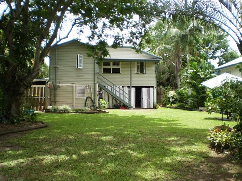 16 Mindham Street, Mysterton QLD 4812