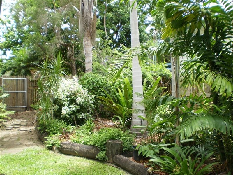 16 Mindham Street, Mysterton QLD 4812