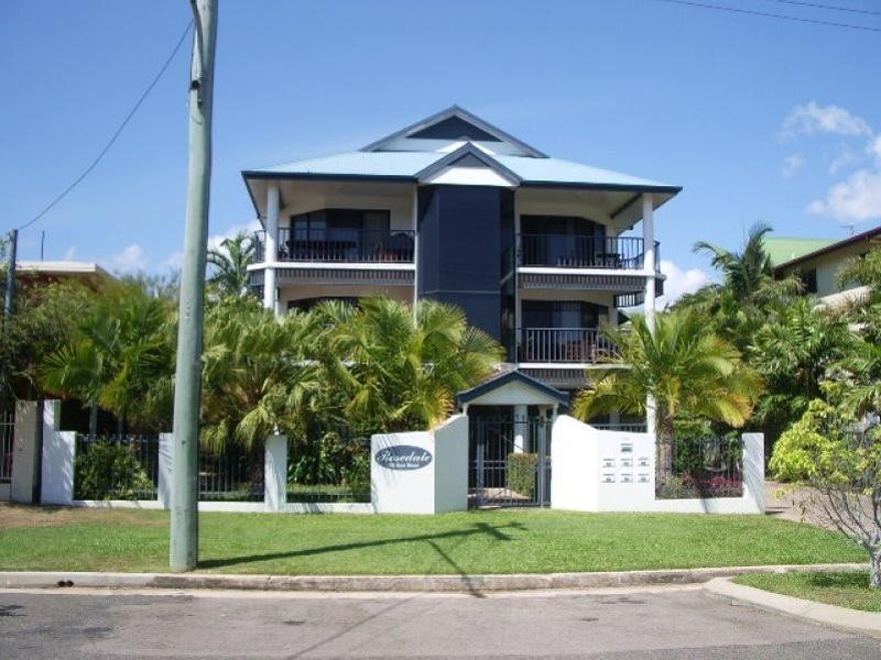 2/106 Eyre Street, North Ward QLD 4810