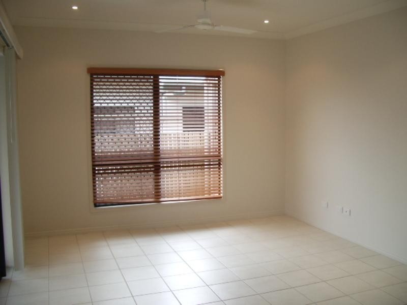 34 Paddington Terrace, Douglas QLD 4814