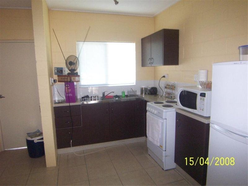 4/17 Crauford Street TOWNSVILLE, West End QLD 4810