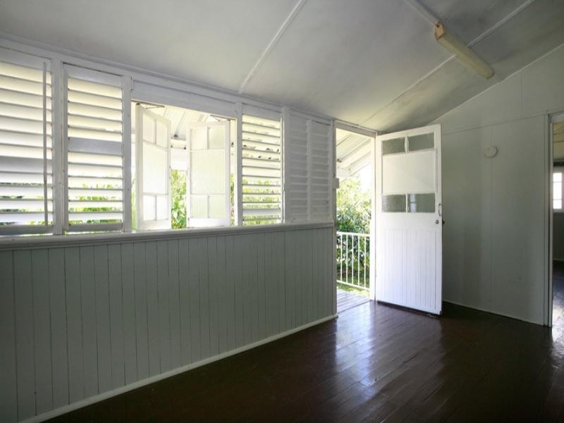 15 Keenan Street, Oonoonba QLD 4811