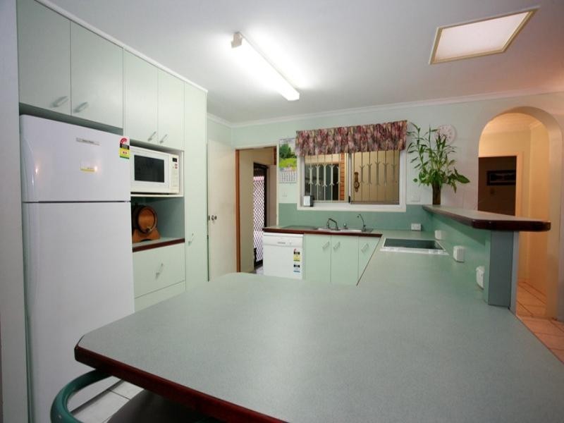 37 Garden Grove Crescent, Kirwan QLD 4817