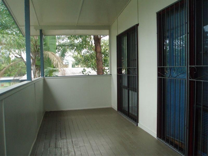 27 Ellimatta Avenue, Cranbrook QLD 4814