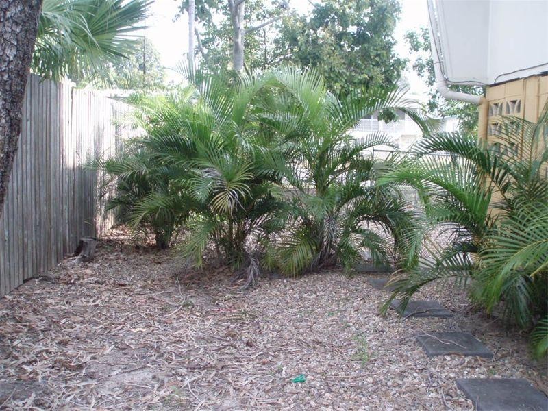 27 Ellimatta Avenue, Cranbrook QLD 4814