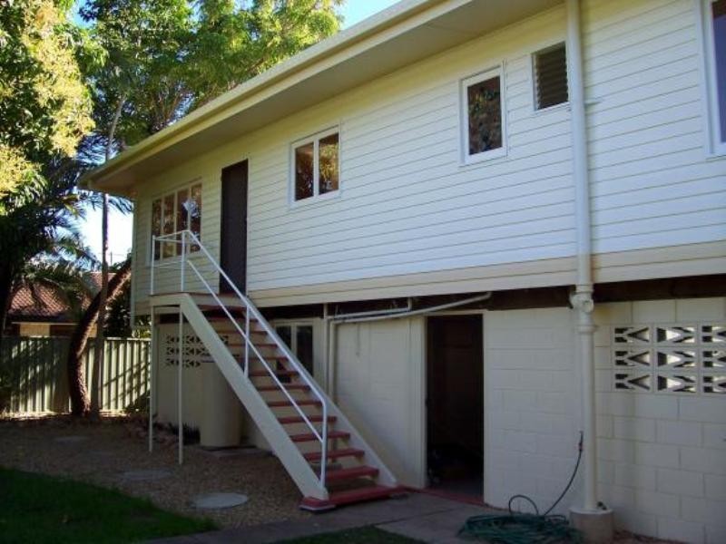 10 Ellimatta Avenue, Cranbrook QLD 4814